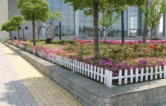 體育<a href=http://www.btsn.com.cn target=_blank class=infotextkey>圍欄網(wǎng)</a>不挨地面的原因